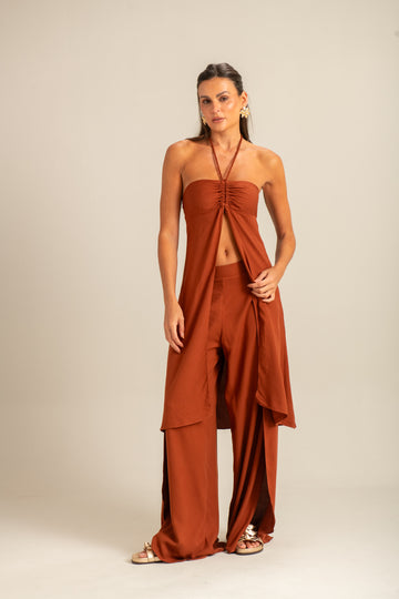 Túnica com Abertura Frontal Marrom Pausa